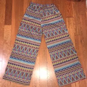 5/$30 A + Ellen tribal print wide leg pants